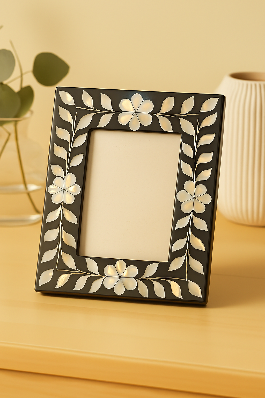 Elegant Black Bone Inlay Photo Frame with Floral Design – Decorative Home Accent, Picture Display, Gift Item for Modern Interiors
