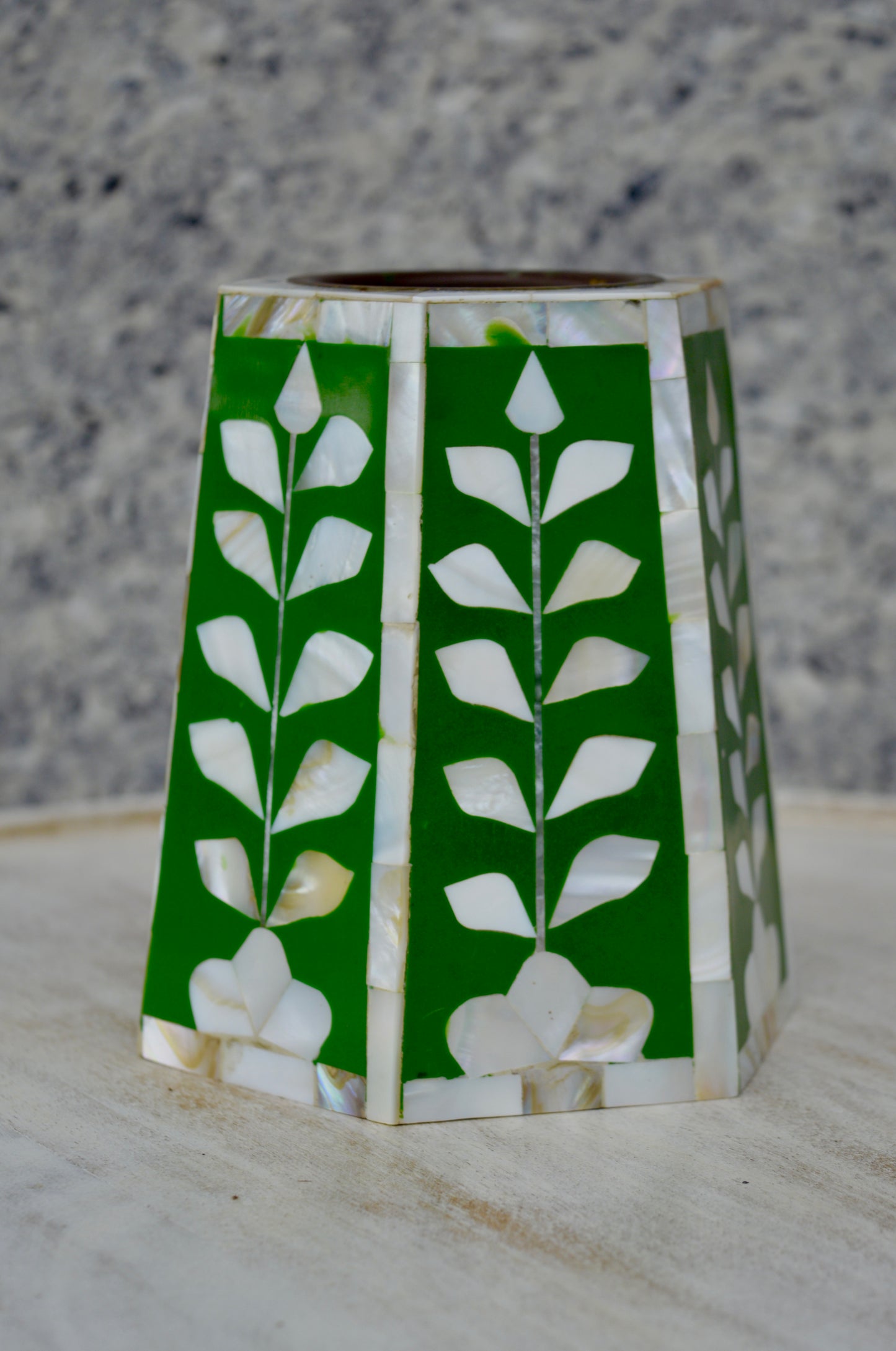 Handcrafted Green Mother of Pearl Inlay Pen Holder – Elegant Hexagonal Desk Organizer for Home & Office Décor