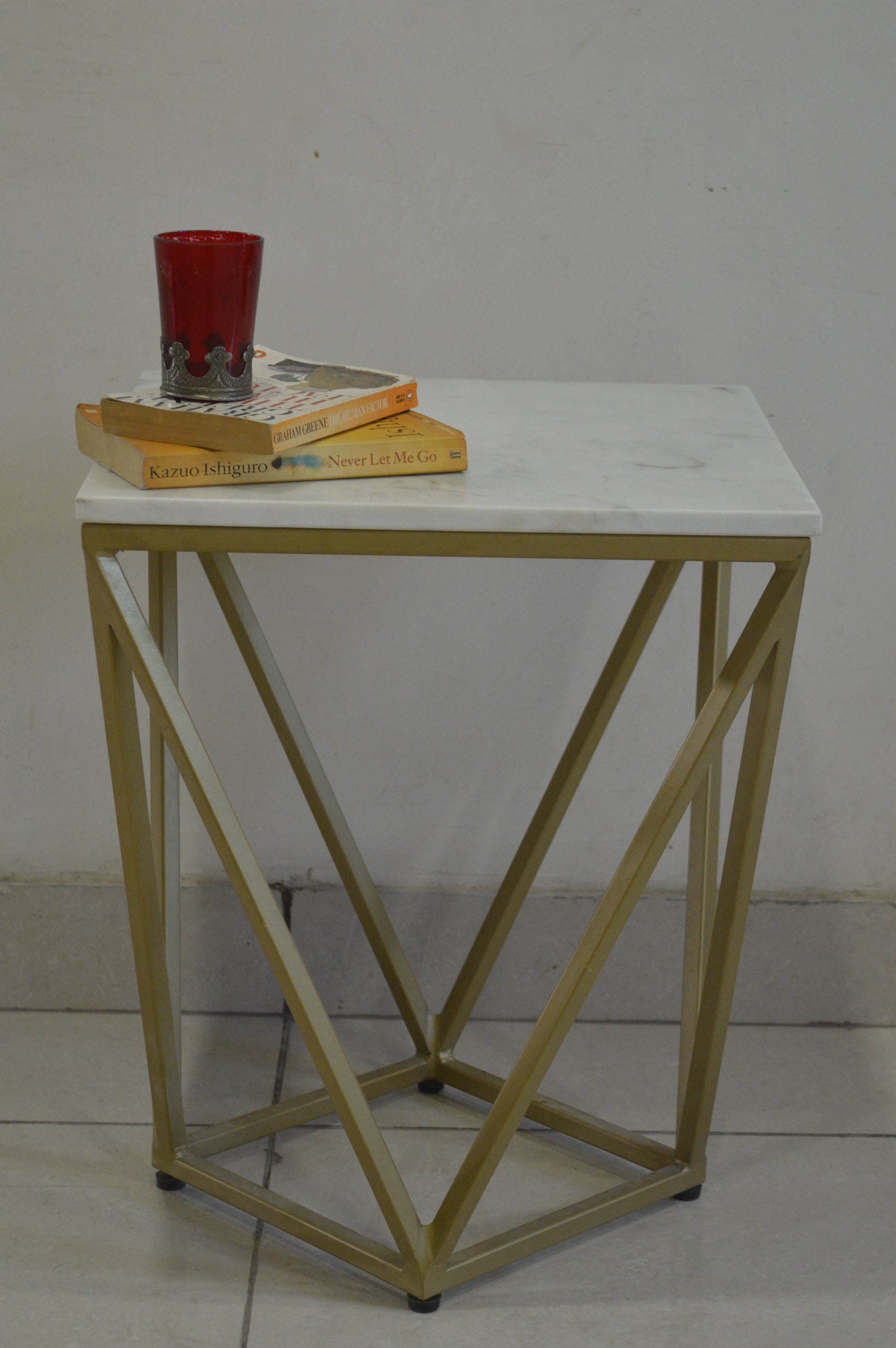 Modern Geometric Side Table – White Marble Top with Gold Metal Base for Luxury Home Décor
