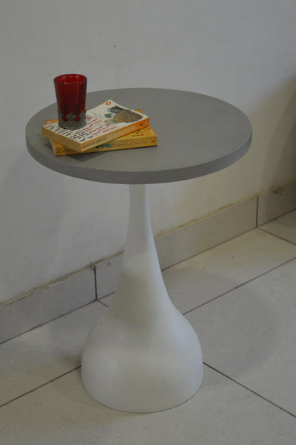 Modern Pedestal Side Table – Sleek Grey Top with White Base for Contemporary Home Décor